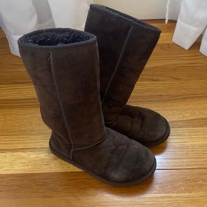 Tall Classic Ugg Boot Chocolate